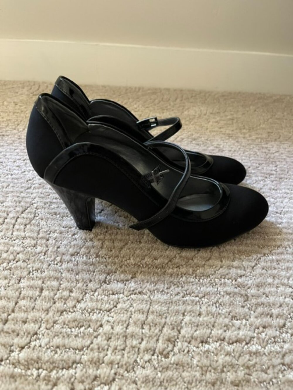 Naturalizer Pump